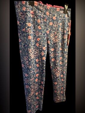 Lilly Pulitzer Blue and Pink Paisley Leggings